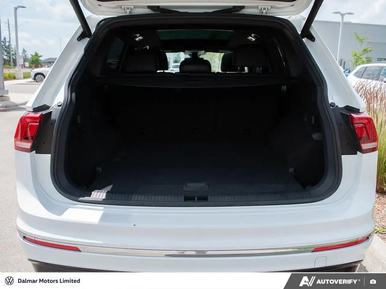 Volkswagen Tiguan снимка Volkswagen Tiguan
