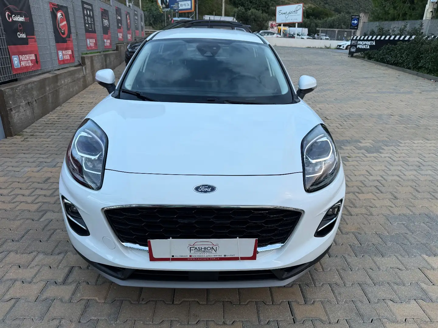 Ford Puma 1.5 EcoBlue 120CV S&S Titanium Bianco - 2
