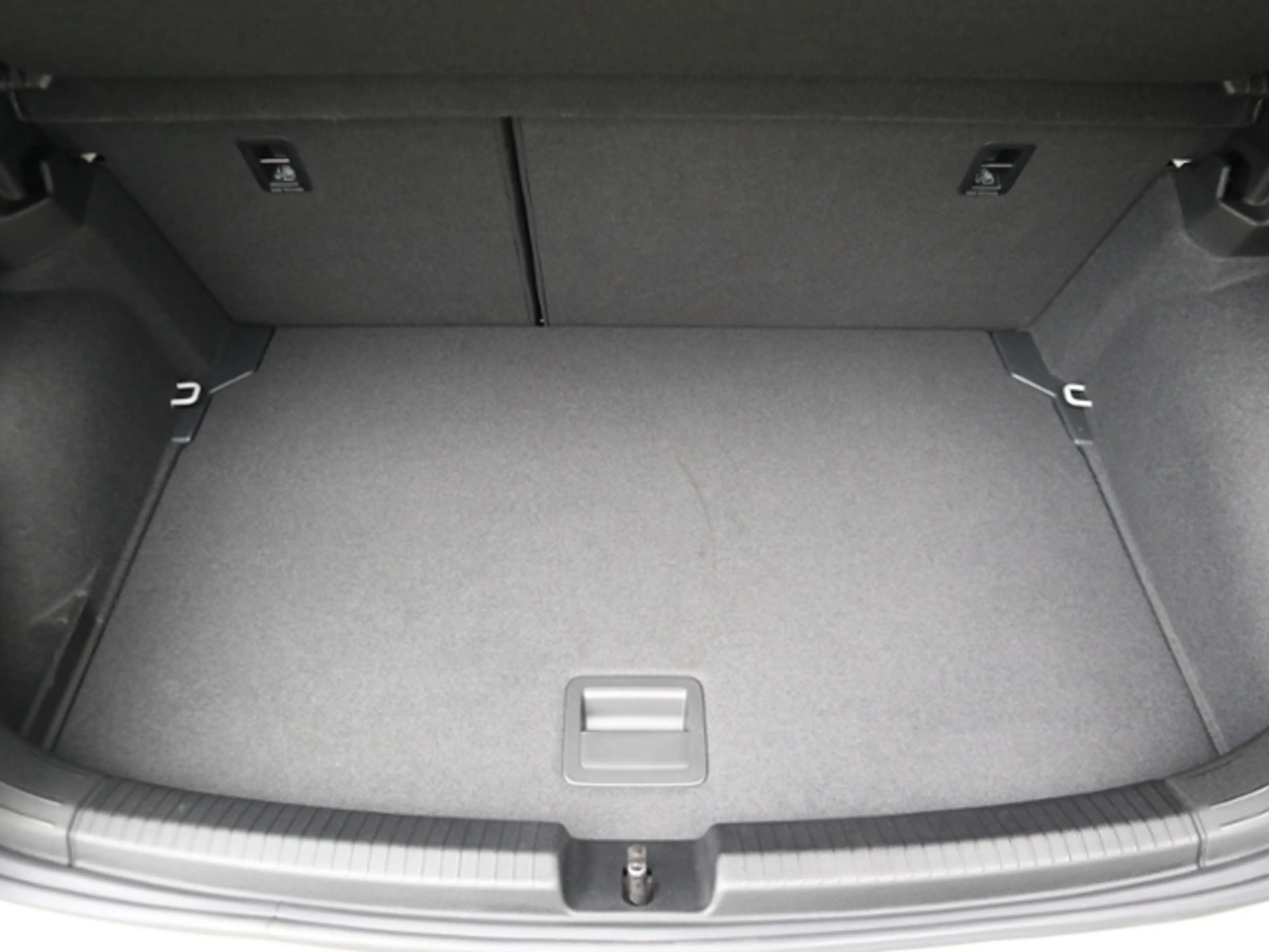 Volkswagen Polo GTI 2.0 TSI DSG ACC/LIGHTASSIST — photo 7