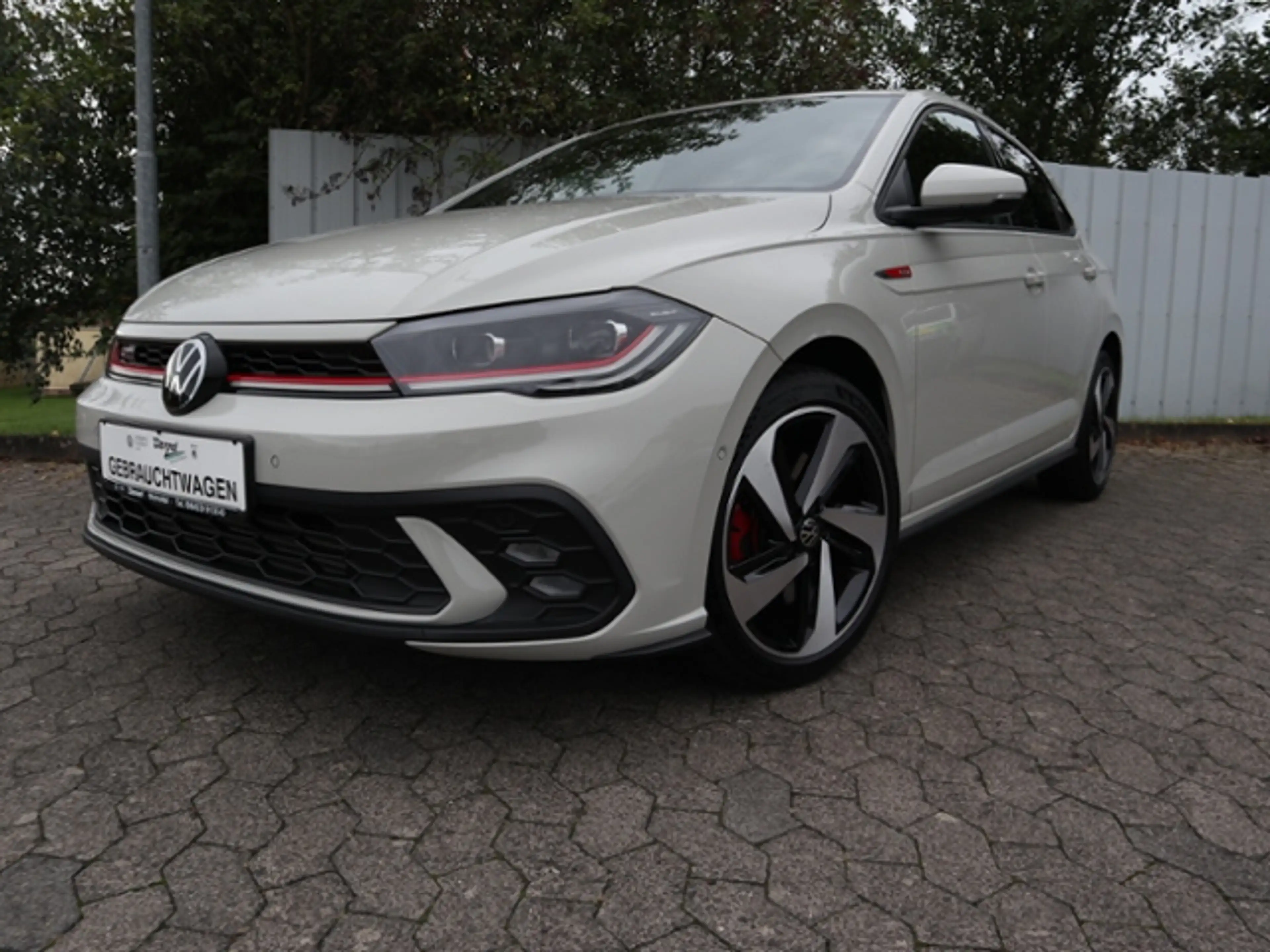 Volkswagen Polo GTI 2.0 TSI DSG ACC/LIGHTASSIST — photo 3