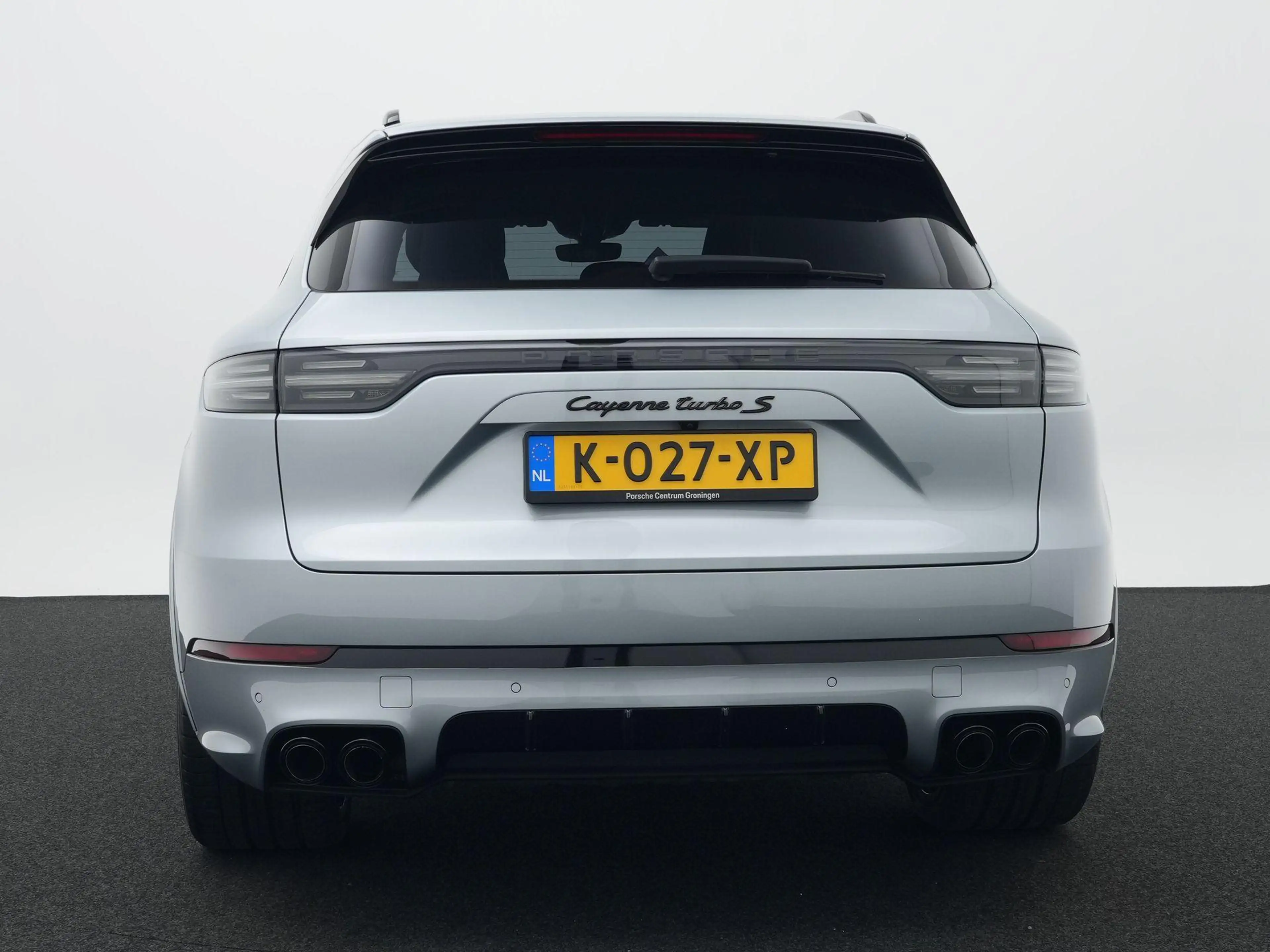 Porsche Cayenne Turbo S E-Hybrid — photo 4