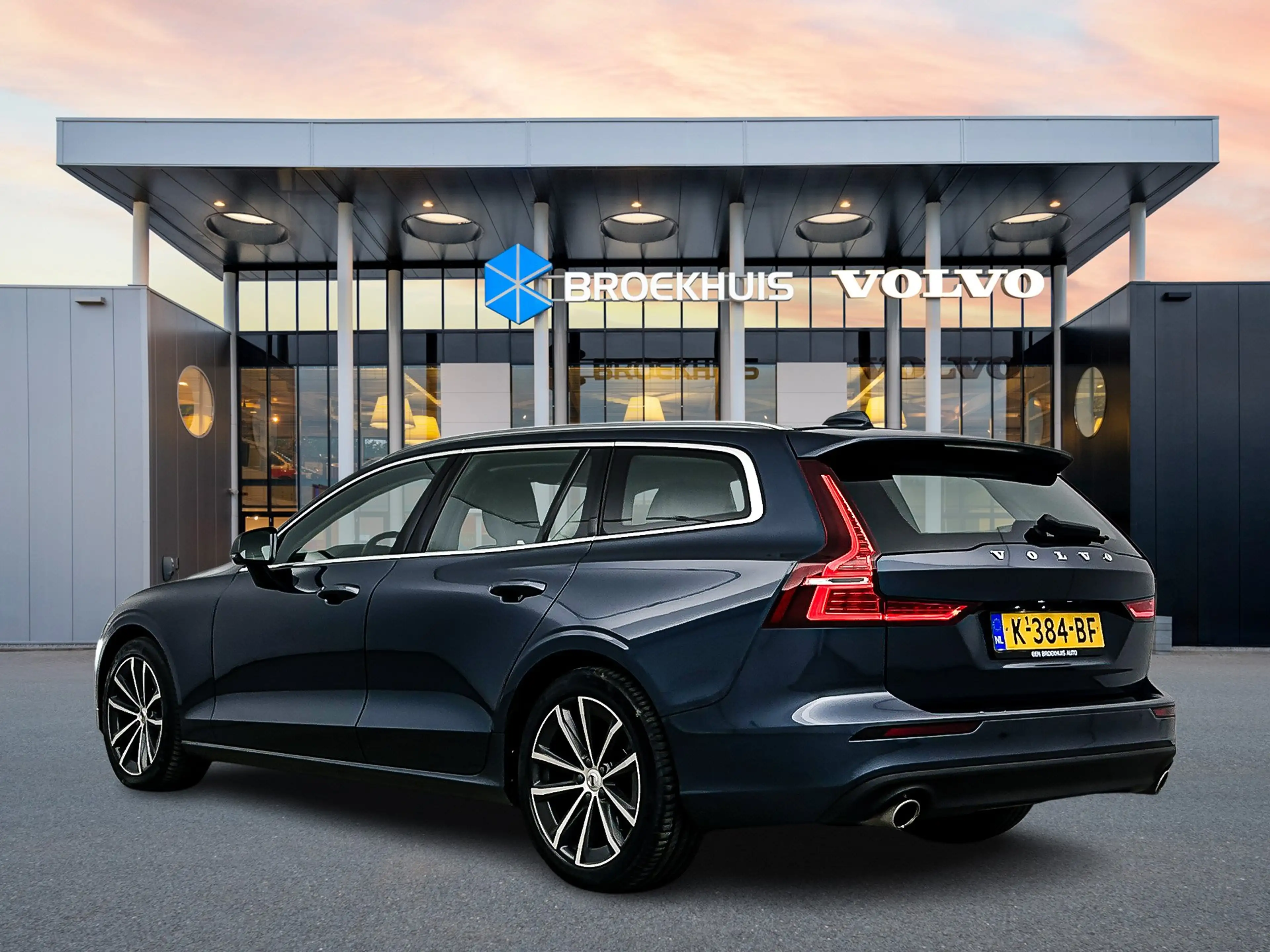 Volvo V60 B4 Business Pro | 18" | Adaptieve Cruise | BLIS | — photo 4