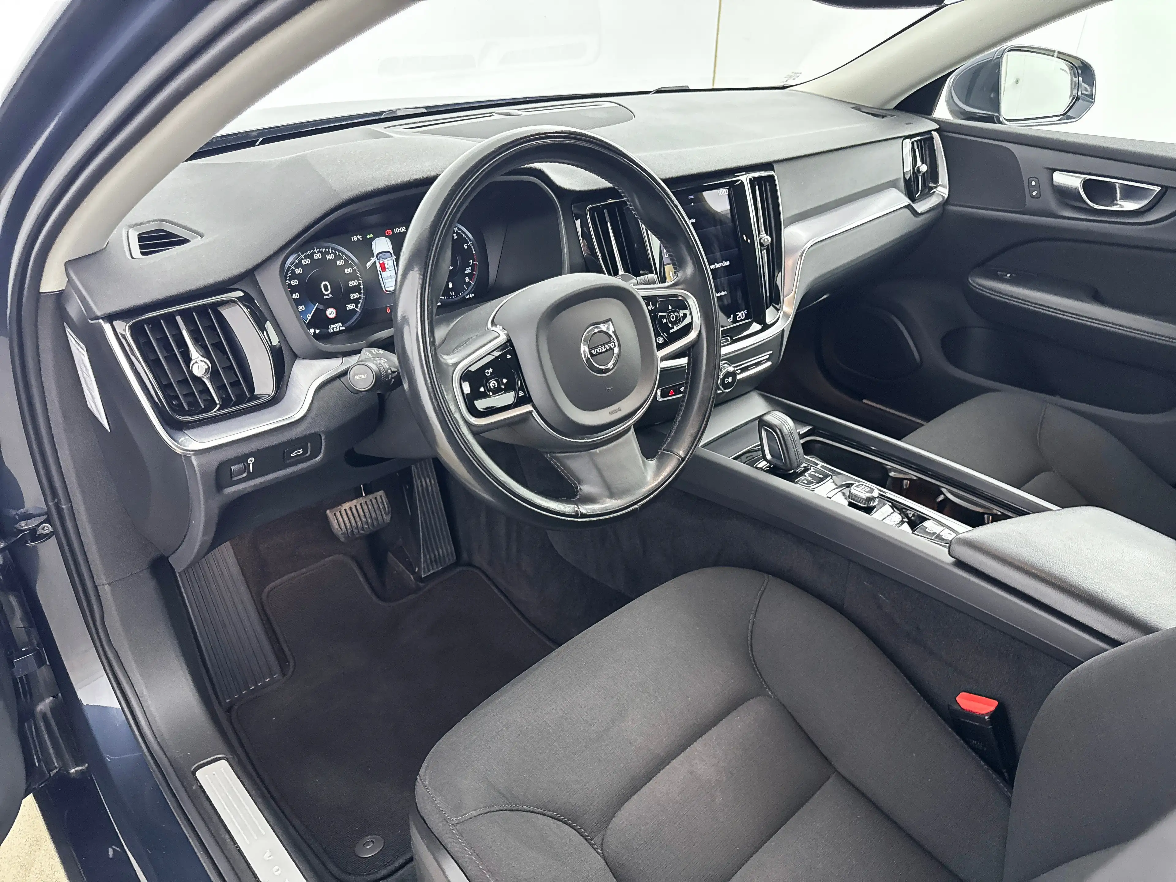 Volvo V60 B4 Business Pro | 18" | Adaptieve Cruise | BLIS | — photo 10