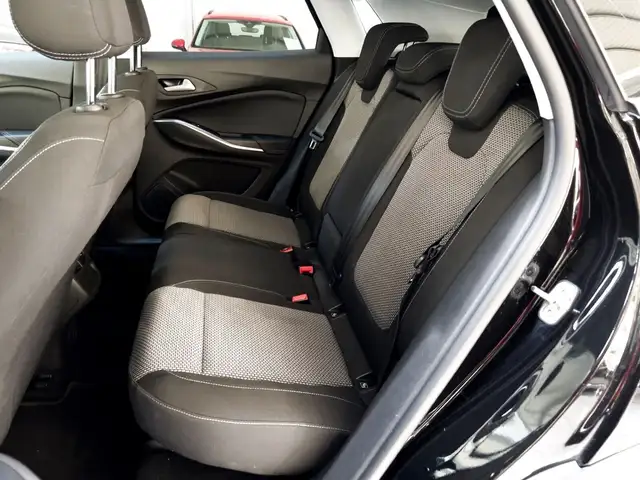 Opel Grandland view 15