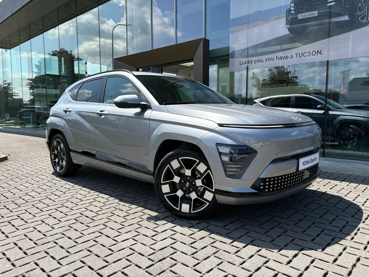 Hyundai KONA EV Shine 65kWh 201 Argent - 1