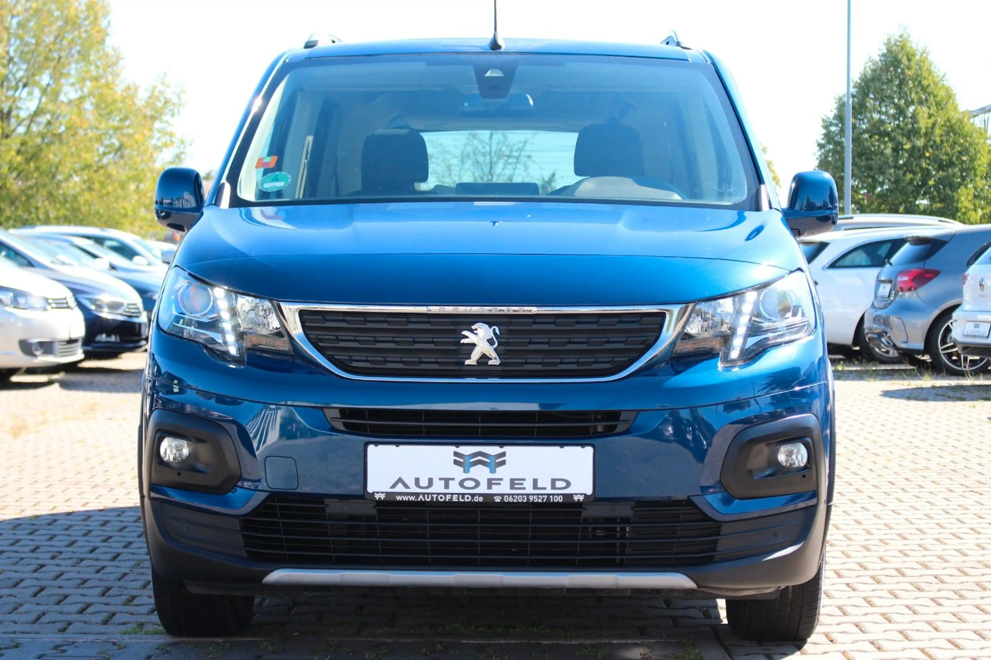 Peugeot Rifter 1.2/SHEFT/NAVI/360°CAM/CARPLAY/TEMP/AHK/ — photo 3