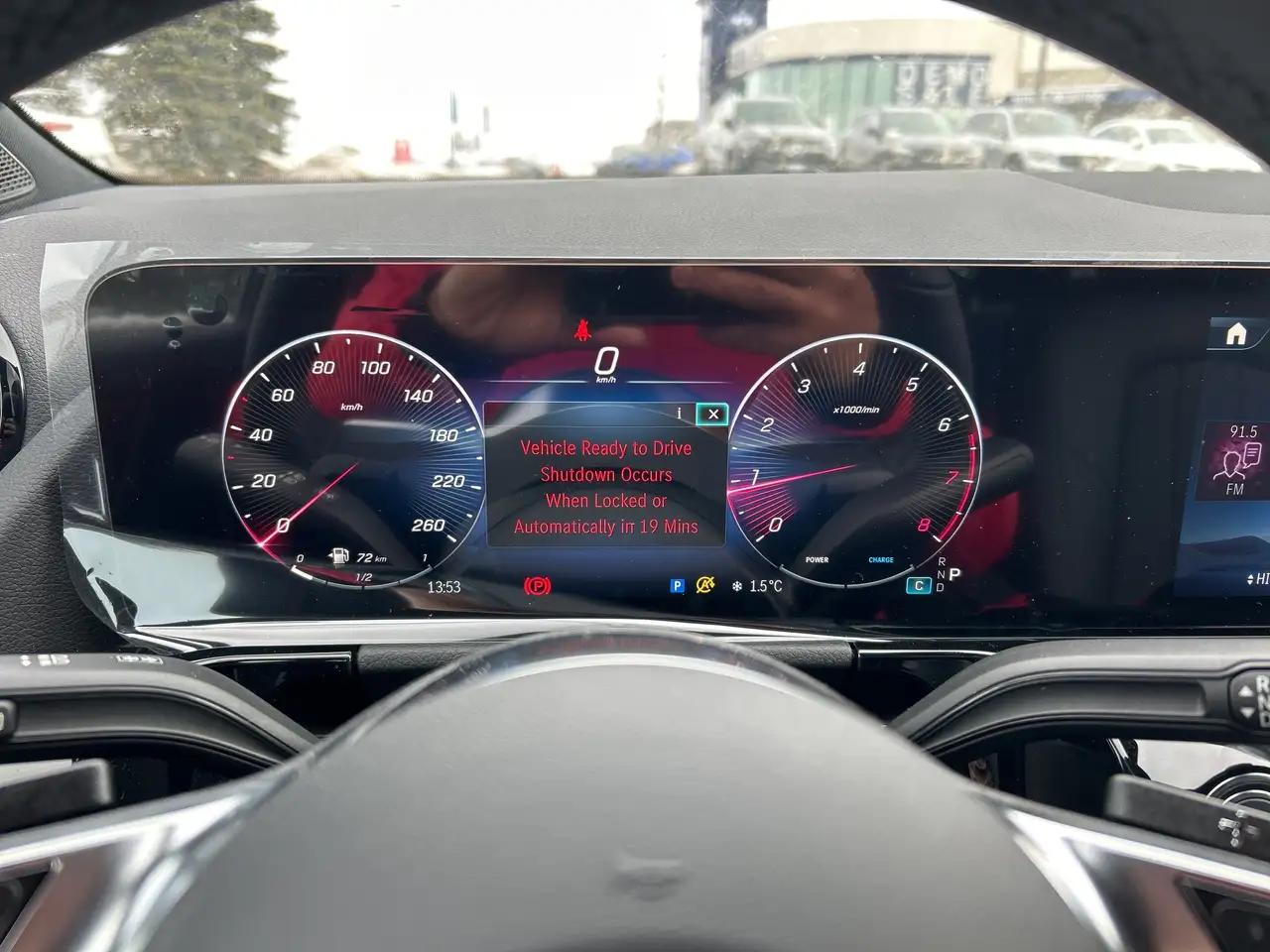 Mercedes-Benz GLA снимка Mercedes-Benz GLA