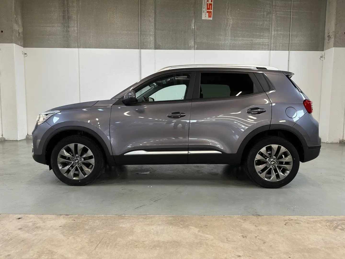 DR Automobiles DR4.0 1.5 GPL Gris - 2
