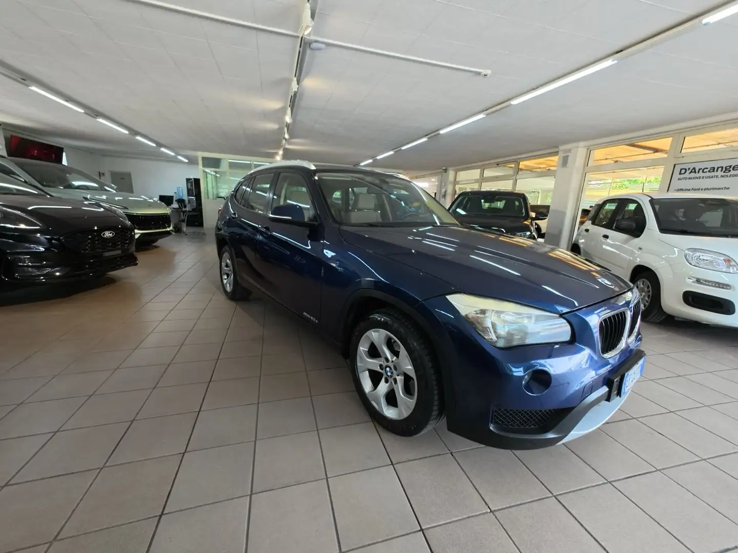 BMW X1 X1 sdrive20d 184cv Modrá - 2
