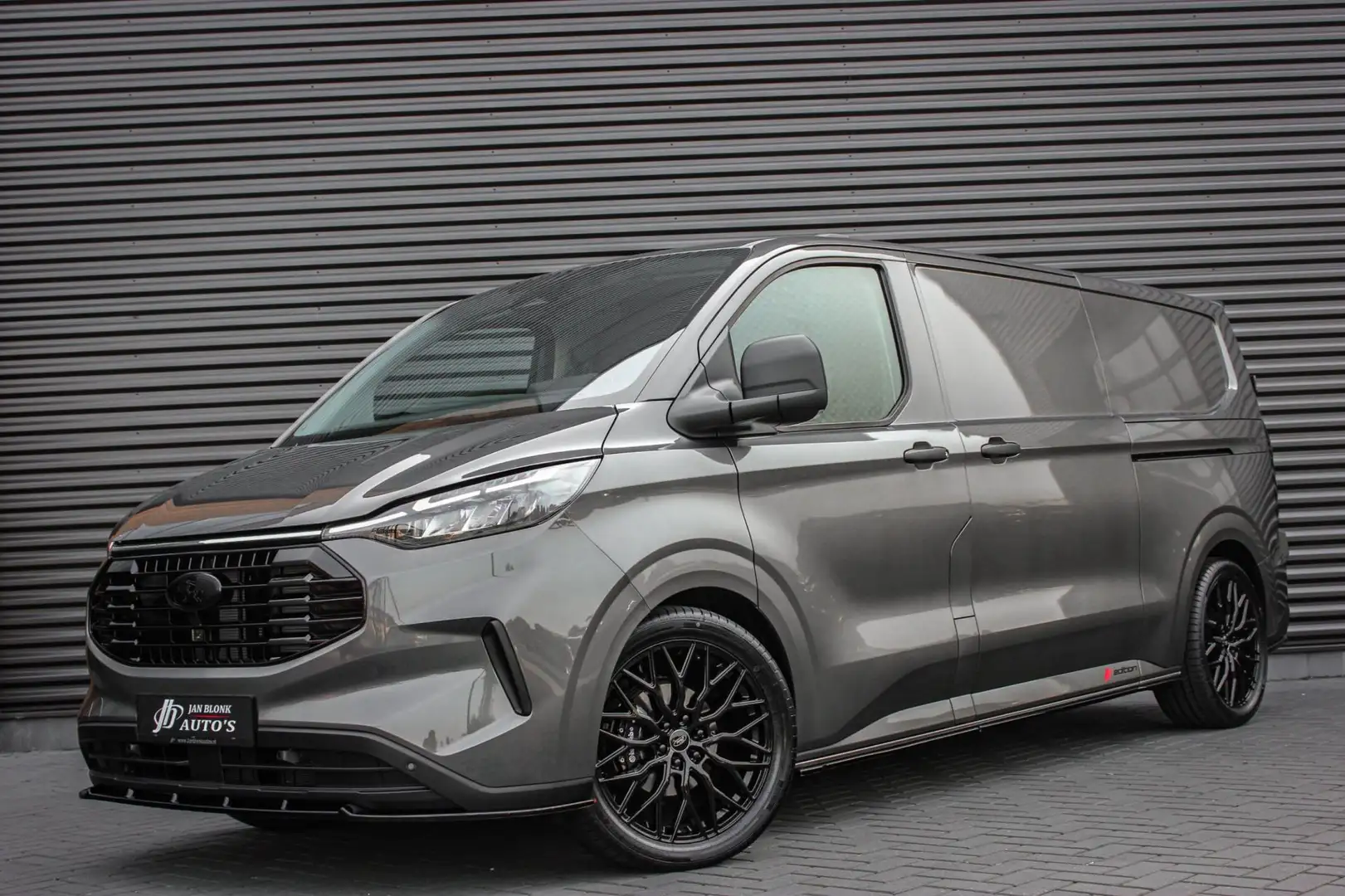 Ford Transit Custom 300 2.0 TDCI L2H1 AUTOMAAT 136PK JB- EDITION / FUL Grijs - 1
