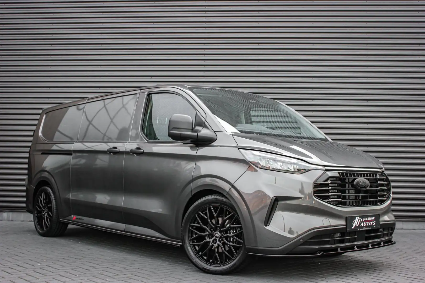 Ford Transit Custom 300 2.0 TDCI L2H1 AUTOMAAT 136PK JB- EDITION / FUL Grijs - 2
