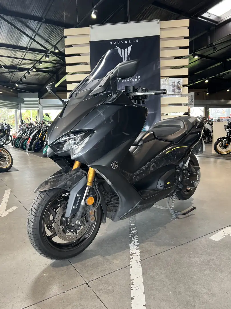 Yamaha TMAX 560 Gris - 1