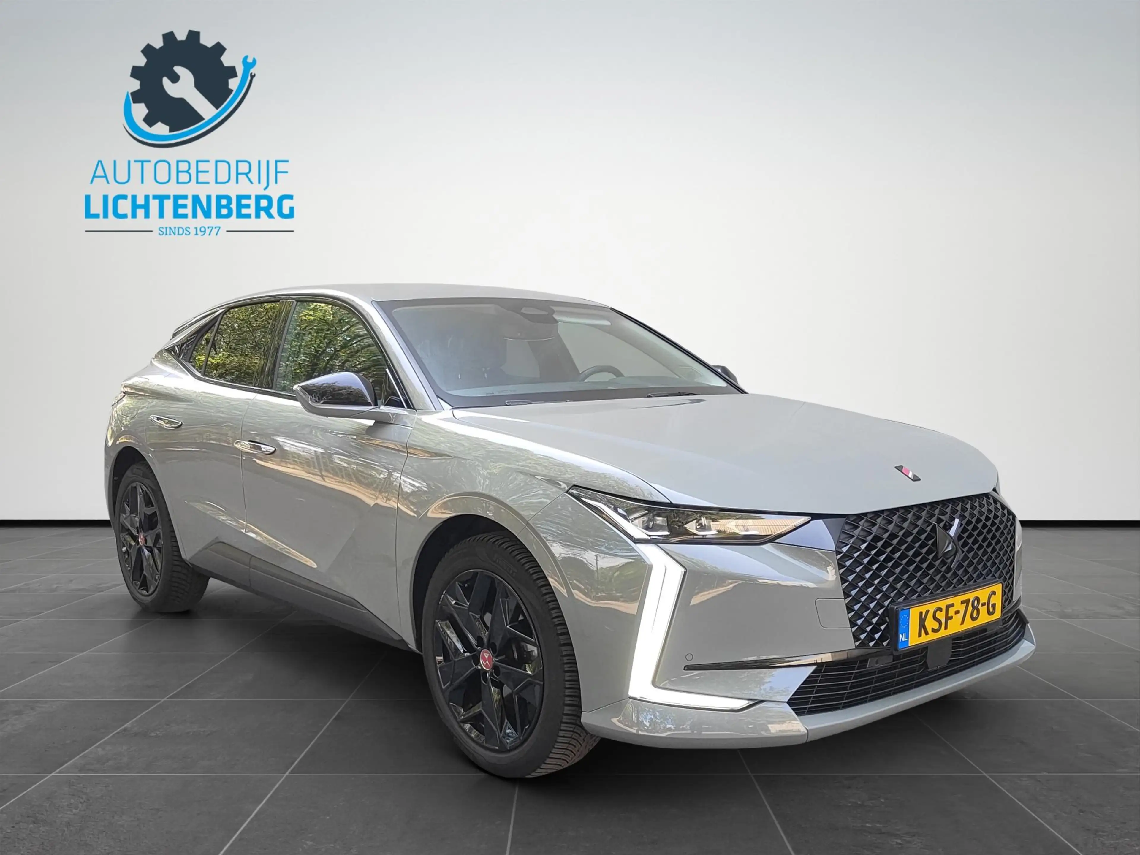 DS Automobiles DS 4 1.2 PureTech Performance Line Trekhaak / Adaptive