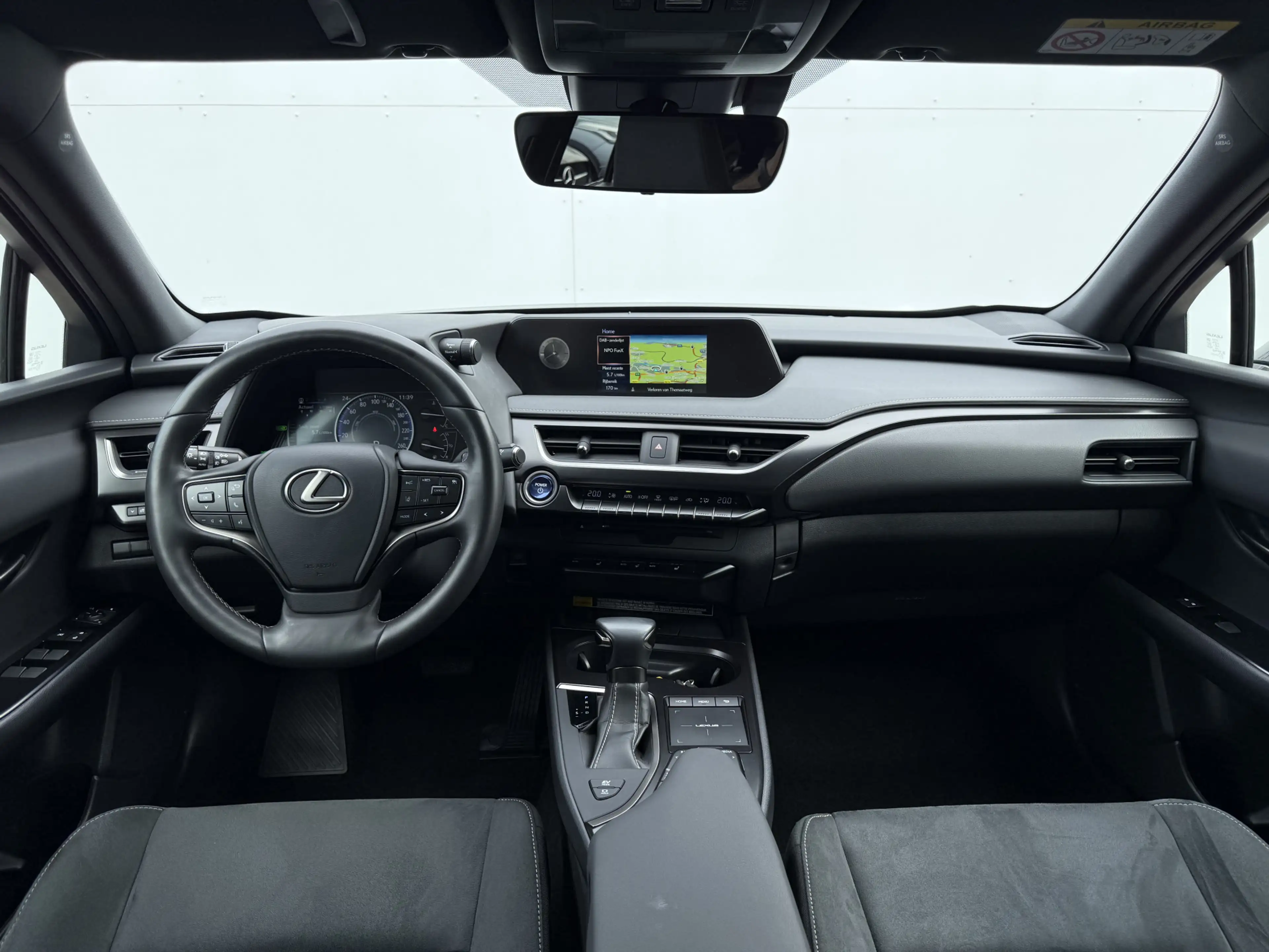 Lexus UX 250h Preference Line | ACC | CarPlay | Dodehoek | Keyle — photo 11