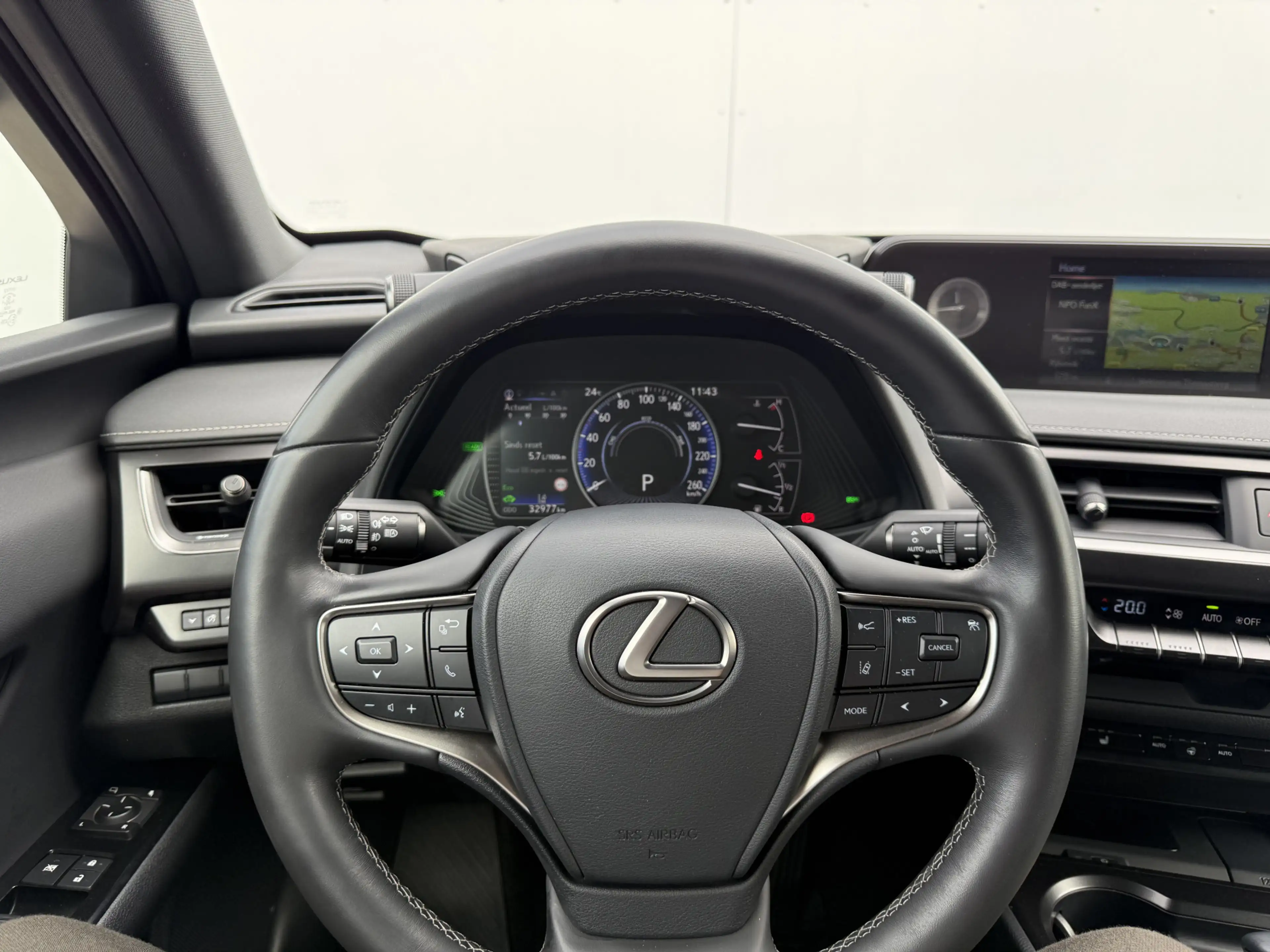 Lexus UX 250h Preference Line | ACC | CarPlay | Dodehoek | Keyle — photo 14