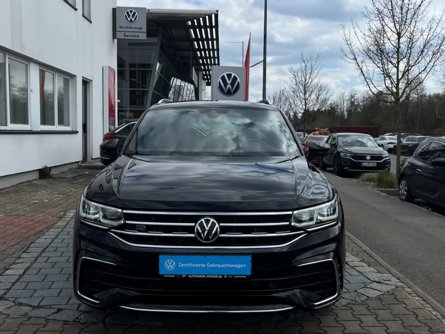 Volkswagen Tiguan 2.0TSI 4M DSG R-Line Navi*KAMERA*AHK*ACC!!! Schwarz - 2
