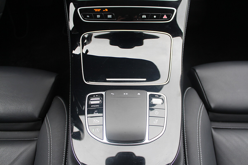 Mercedes-Benz E 220 d T 4Matic Aut. Avantgarde Head Up, Sportsitz, ... — photo 11