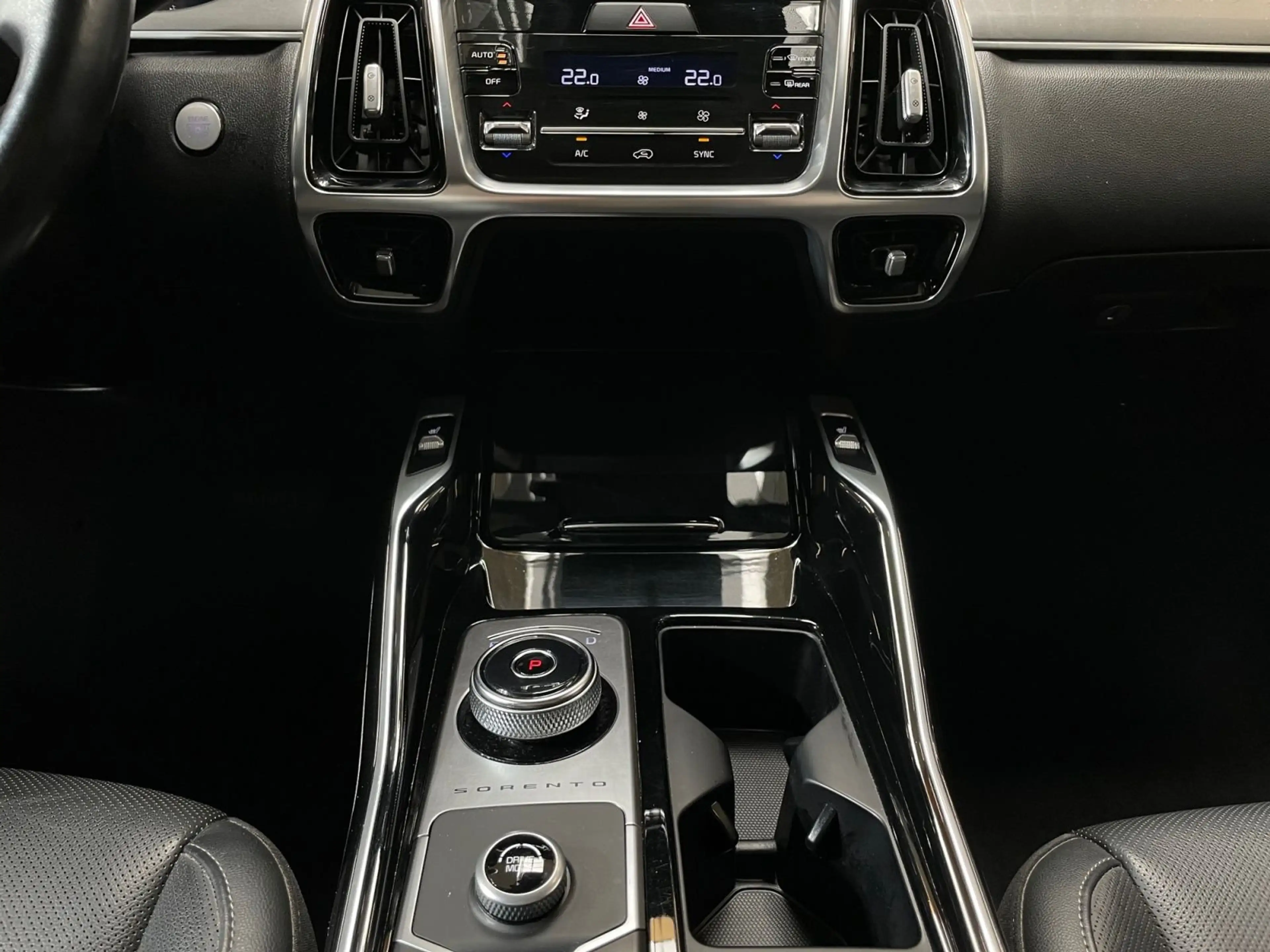 Kia Sorento PACE 2.2 CRDi 193CV 2WD DCT8 — photo 14