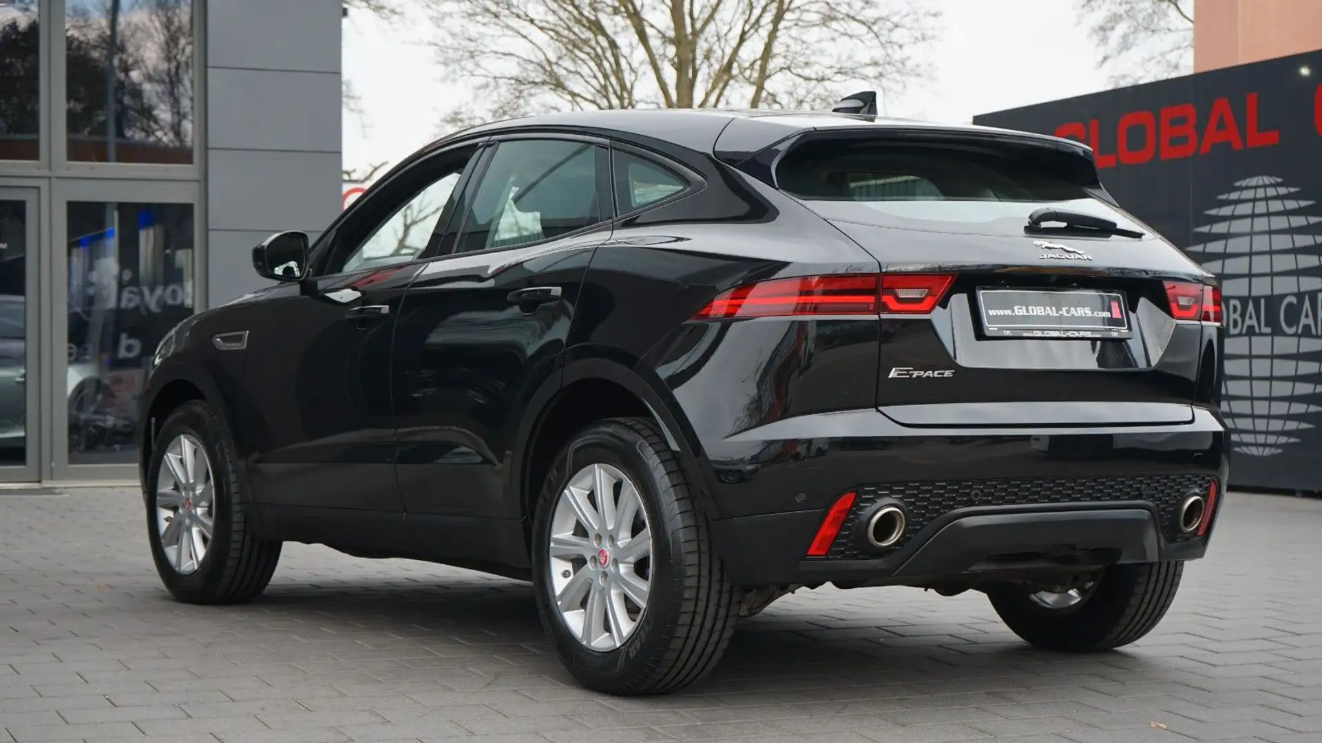 Jaguar E-Pace E-PACE P250 S AWD*VIRTUAL*LED*LEDER*AHK*PDC* Schwarz - 2