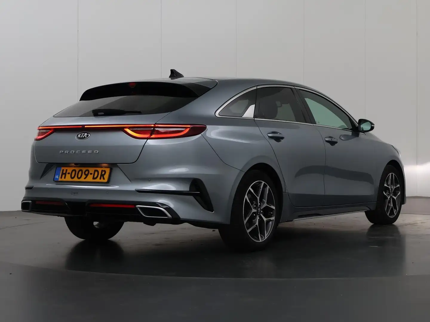 Kia ProCeed / pro_cee'd 1.0 T-GDI GT-PlusLine | Panoramadak | JBL Audio | Grey - 2