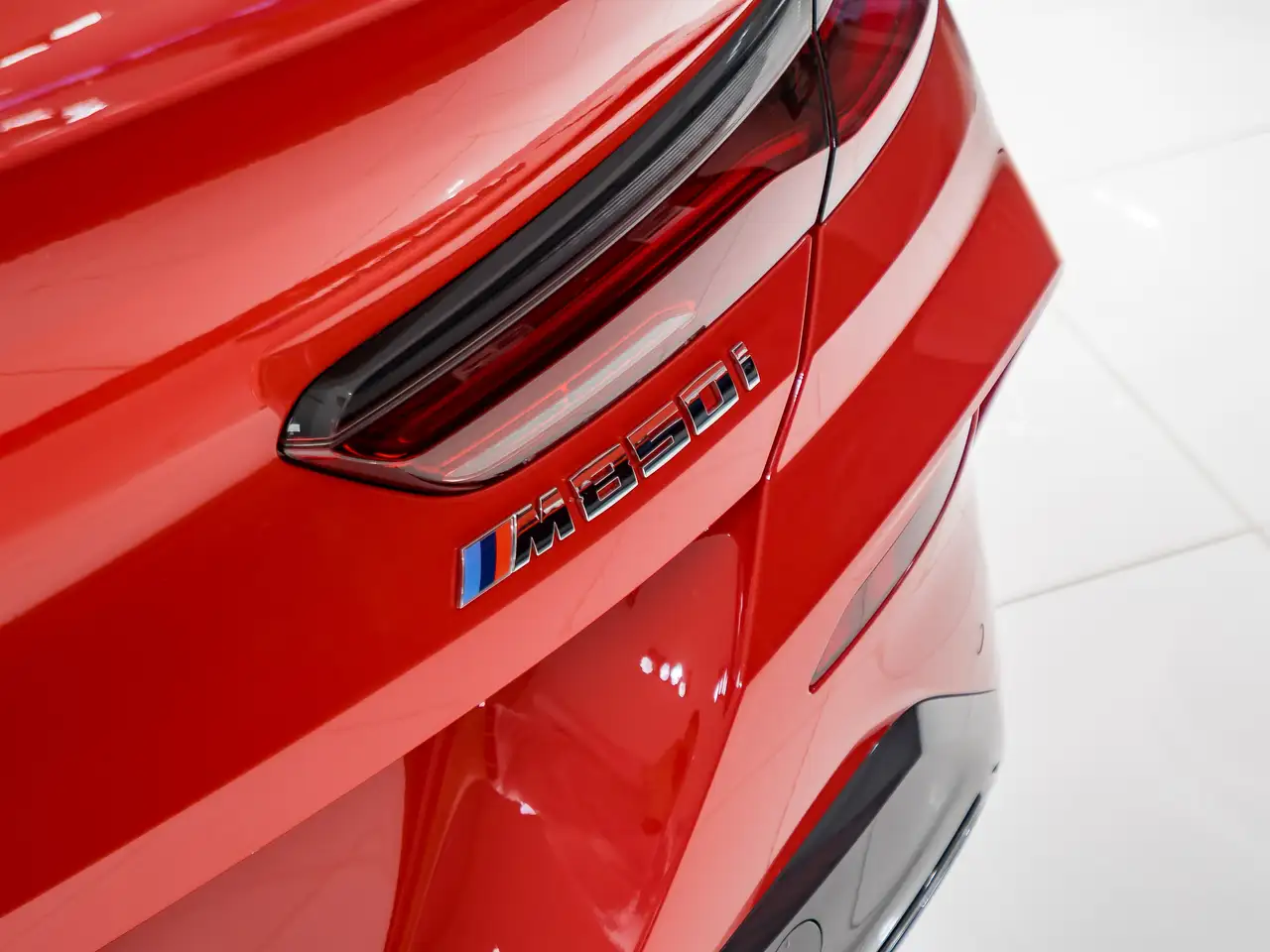 BMW 8 Series снимка BMW 8 Series