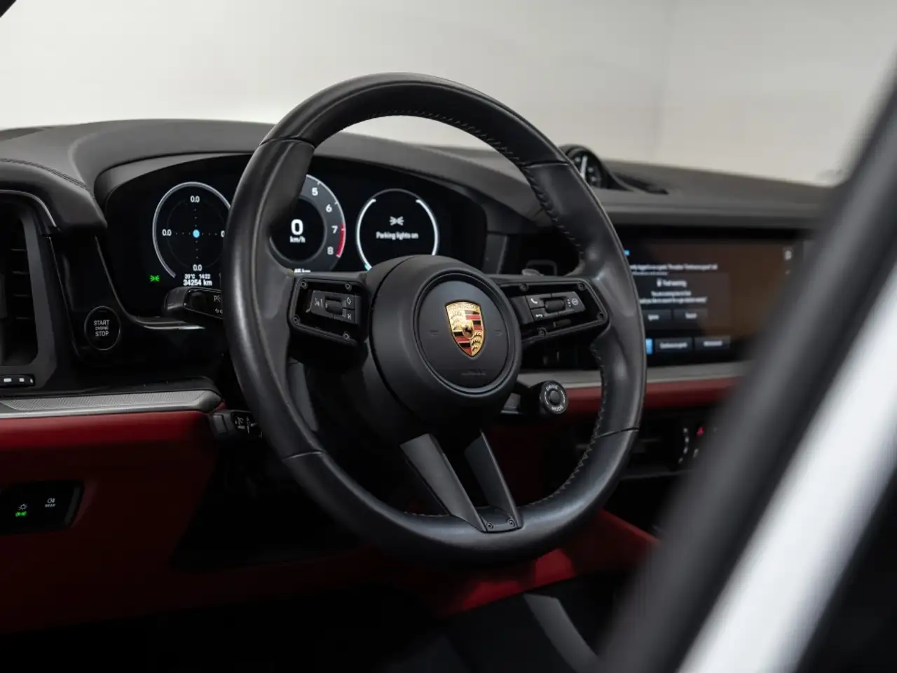 Porsche Cayenne снимка Porsche Cayenne