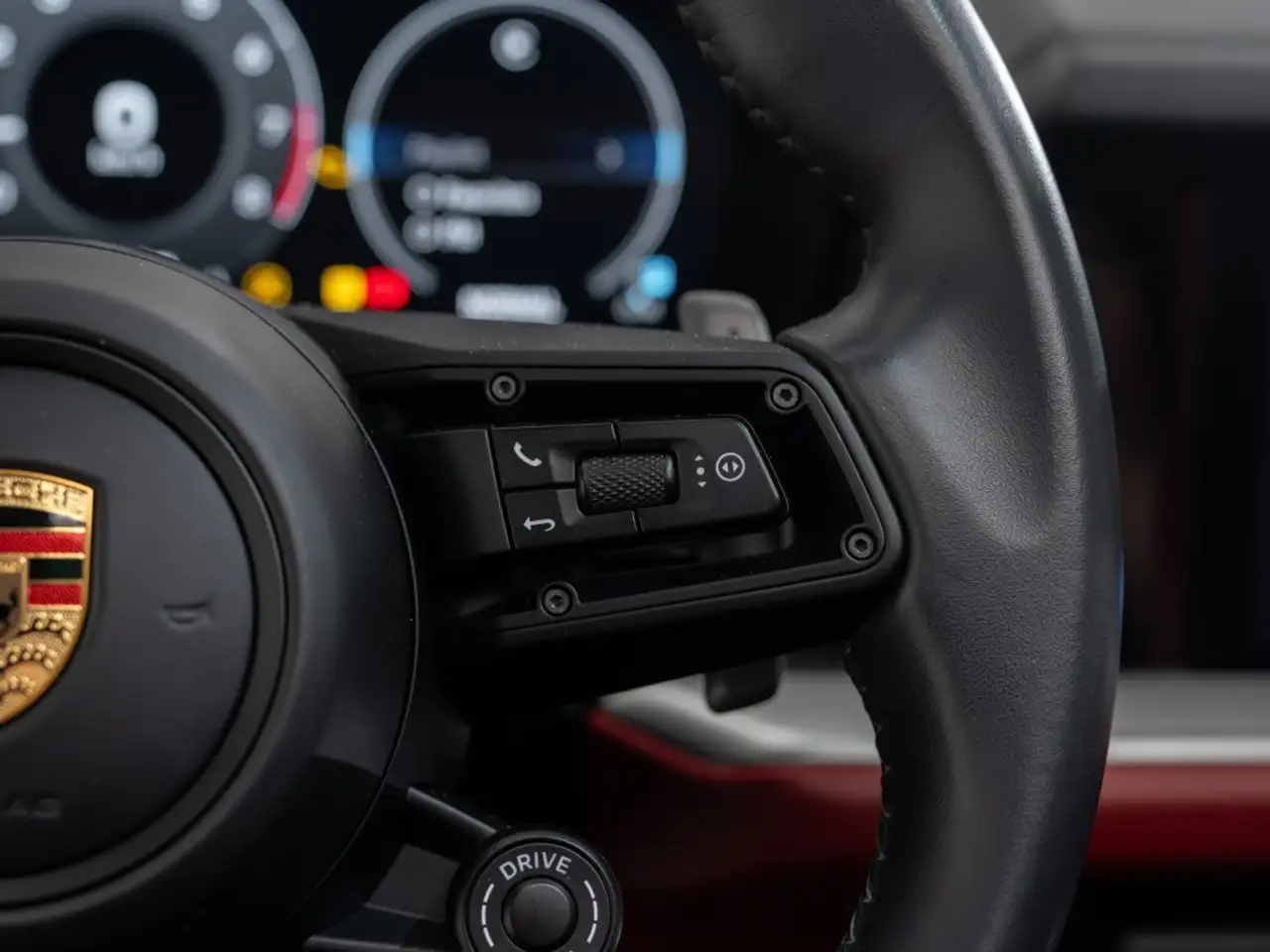 Porsche Cayenne снимка Porsche Cayenne