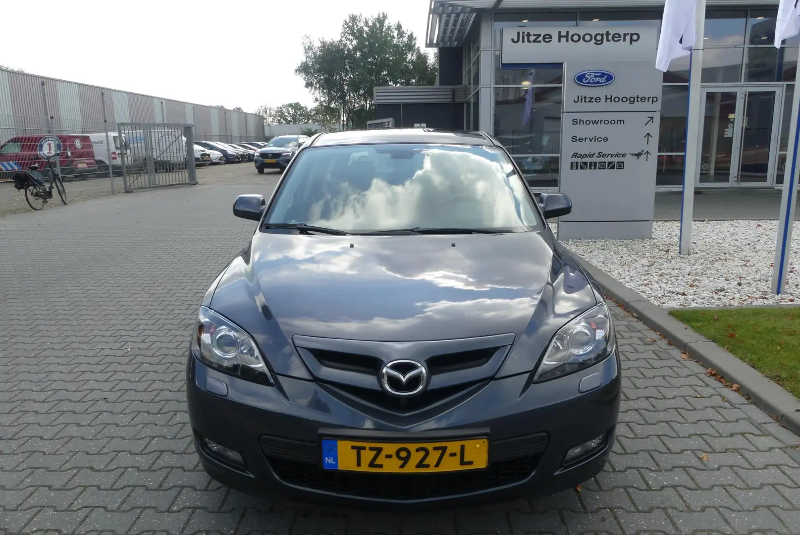 Mazda 3 2.0 S-VT Executive NIEUWE APK 19-11-2026,CRUISE, Grijs - 2