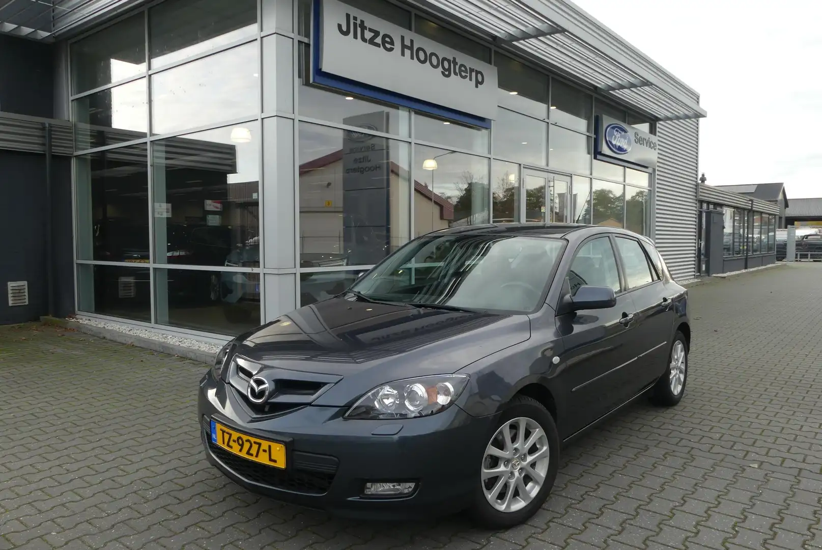Mazda 3 2.0 S-VT Executive APK TOT 19-11-2026, CRUISE, CLI Gris - 2