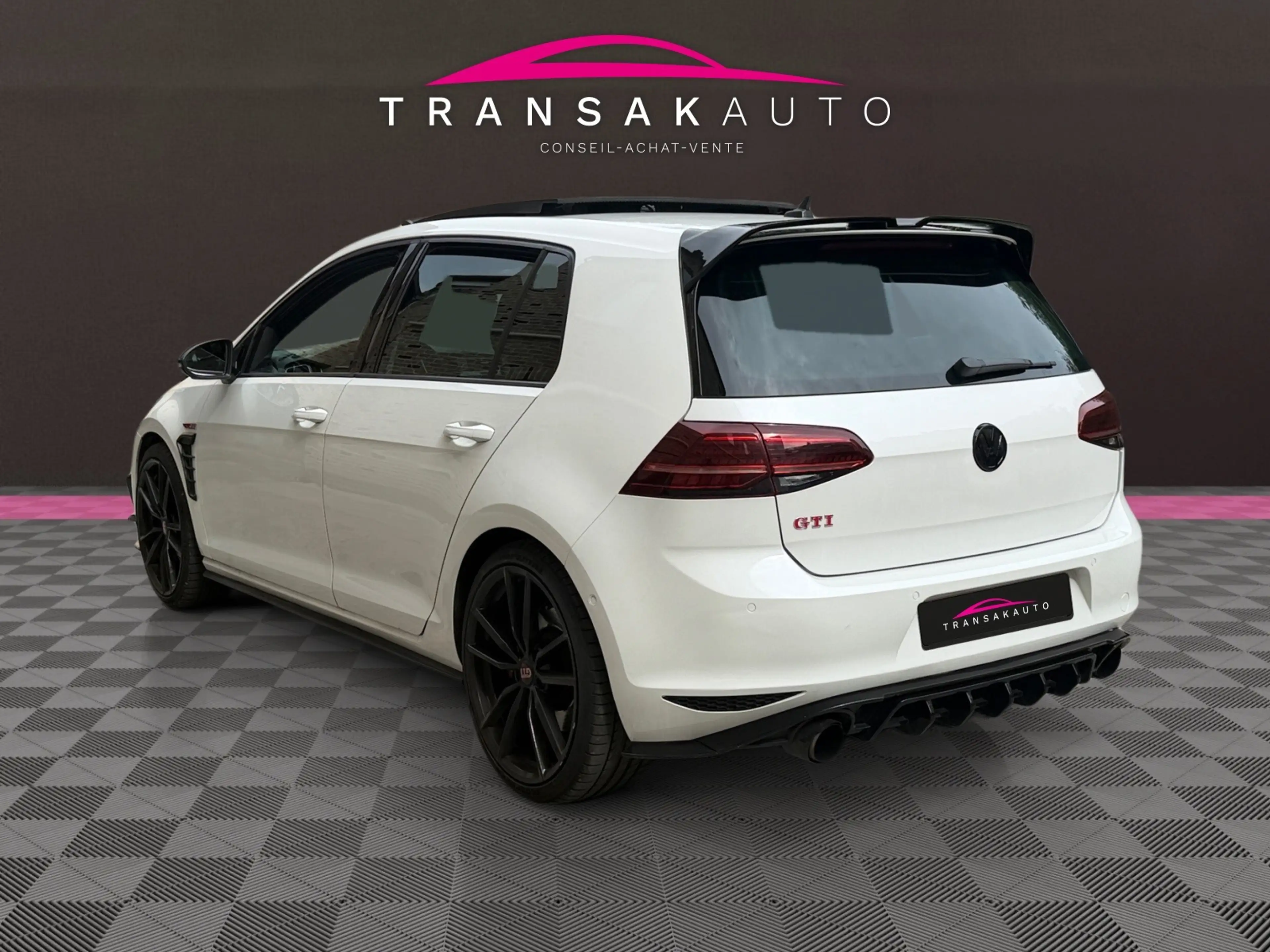 Volkswagen Golf GTI Performance / Ciel étoilé / Toit panoramique / Garantie 12 Mois valable chez VW — photo 2