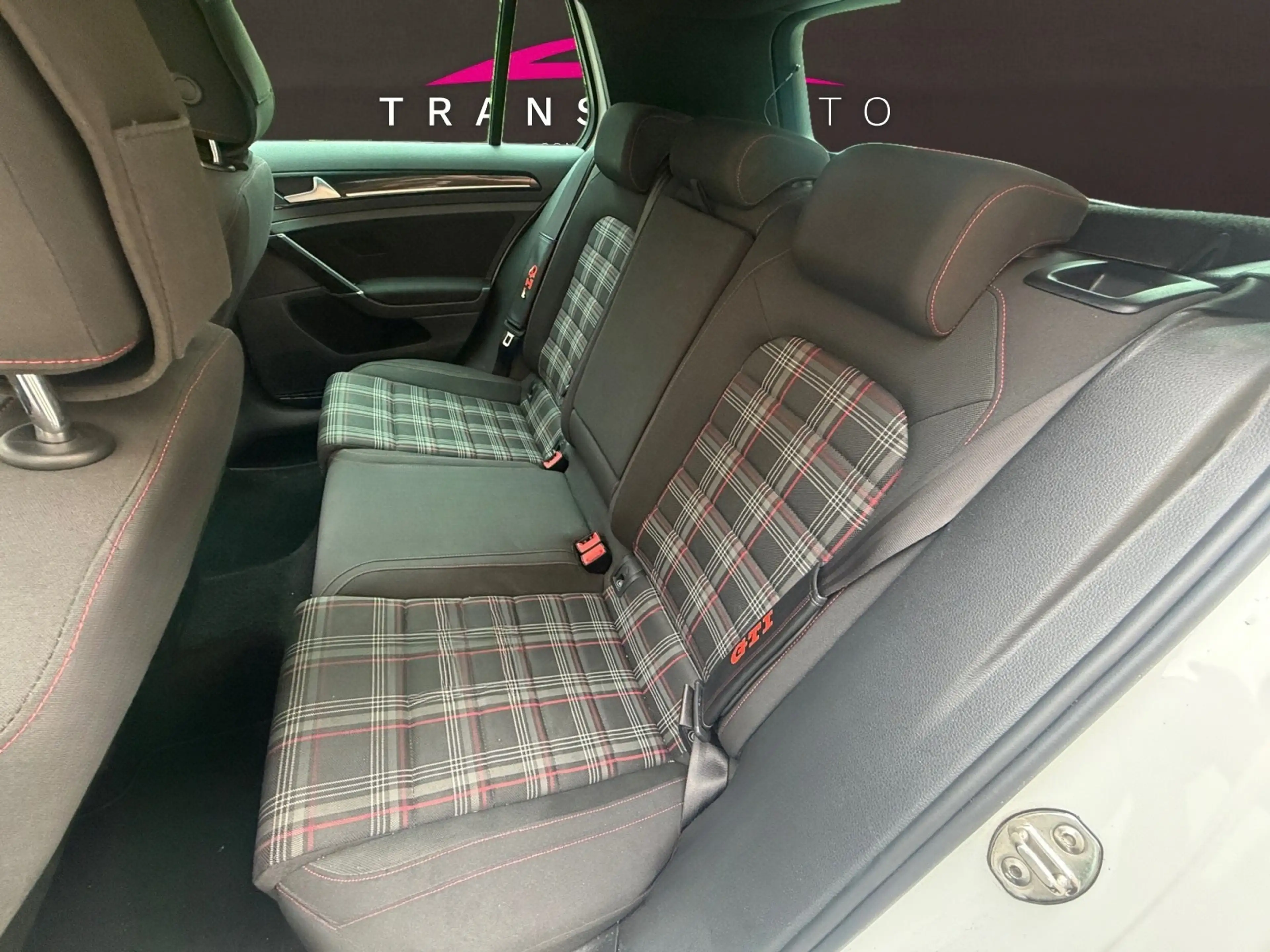 Volkswagen Golf GTI Performance / Ciel étoilé / Toit panoramique / Garantie 12 Mois valable chez VW — photo 10