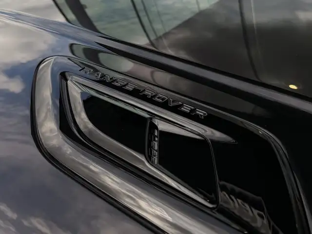 Land Rover Range Rover Sport view 14