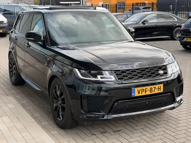 Land Rover Range Rover Sport view 11