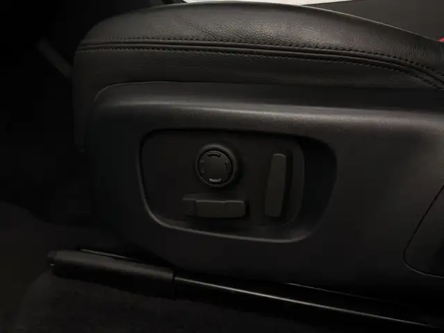Land Rover Range Rover Sport view 6