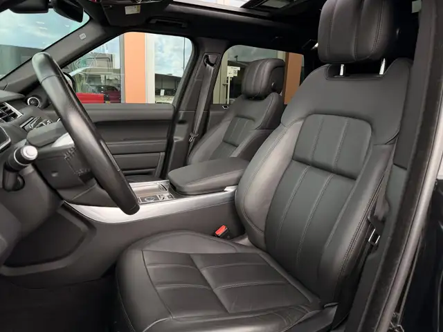 Land Rover Range Rover Sport view 5