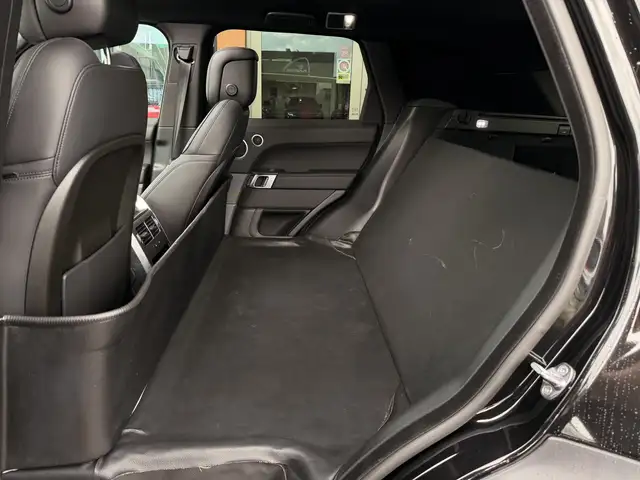 Land Rover Range Rover Sport view 9