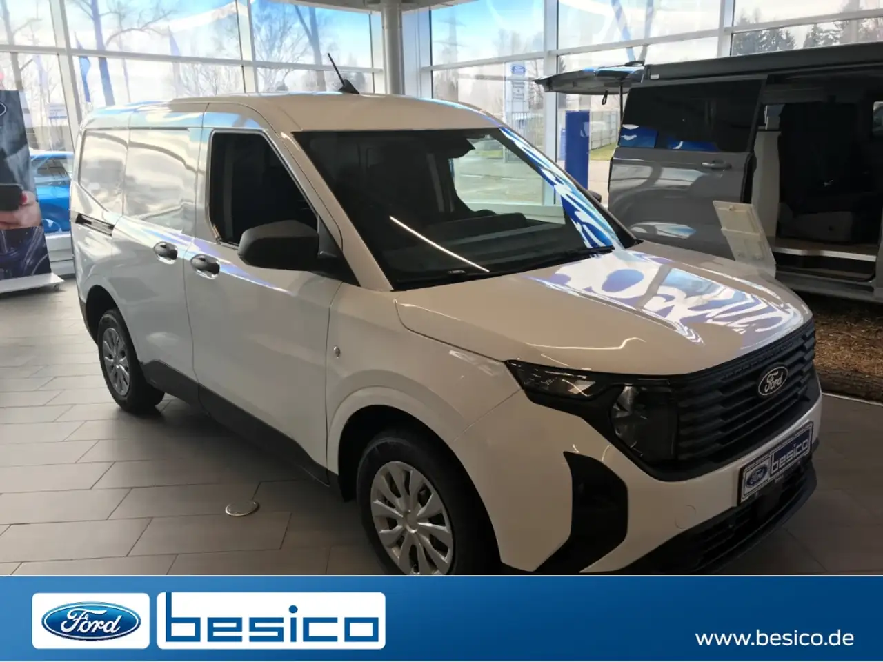 Ford Transit Courier