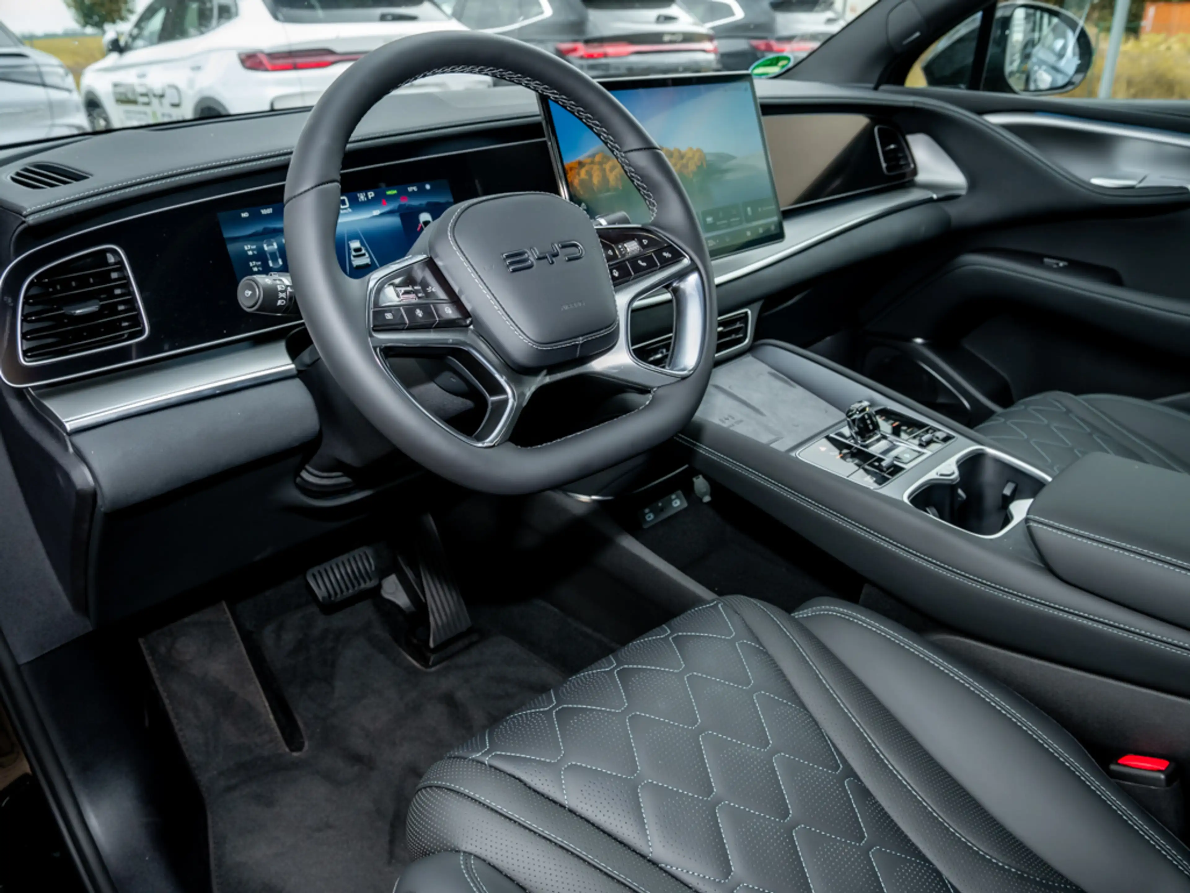 BYD Sealion 7 Excellenec AWD 91,3 kWh/HUD/360°/4xSHZ — photo 3