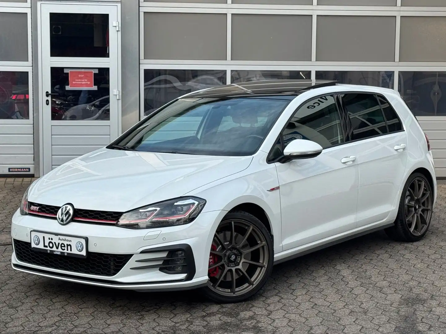 Volkswagen Golf VII GTI 2.0 TSI OPF|NaviPro|Dynaudio|19LM Weiß - 1