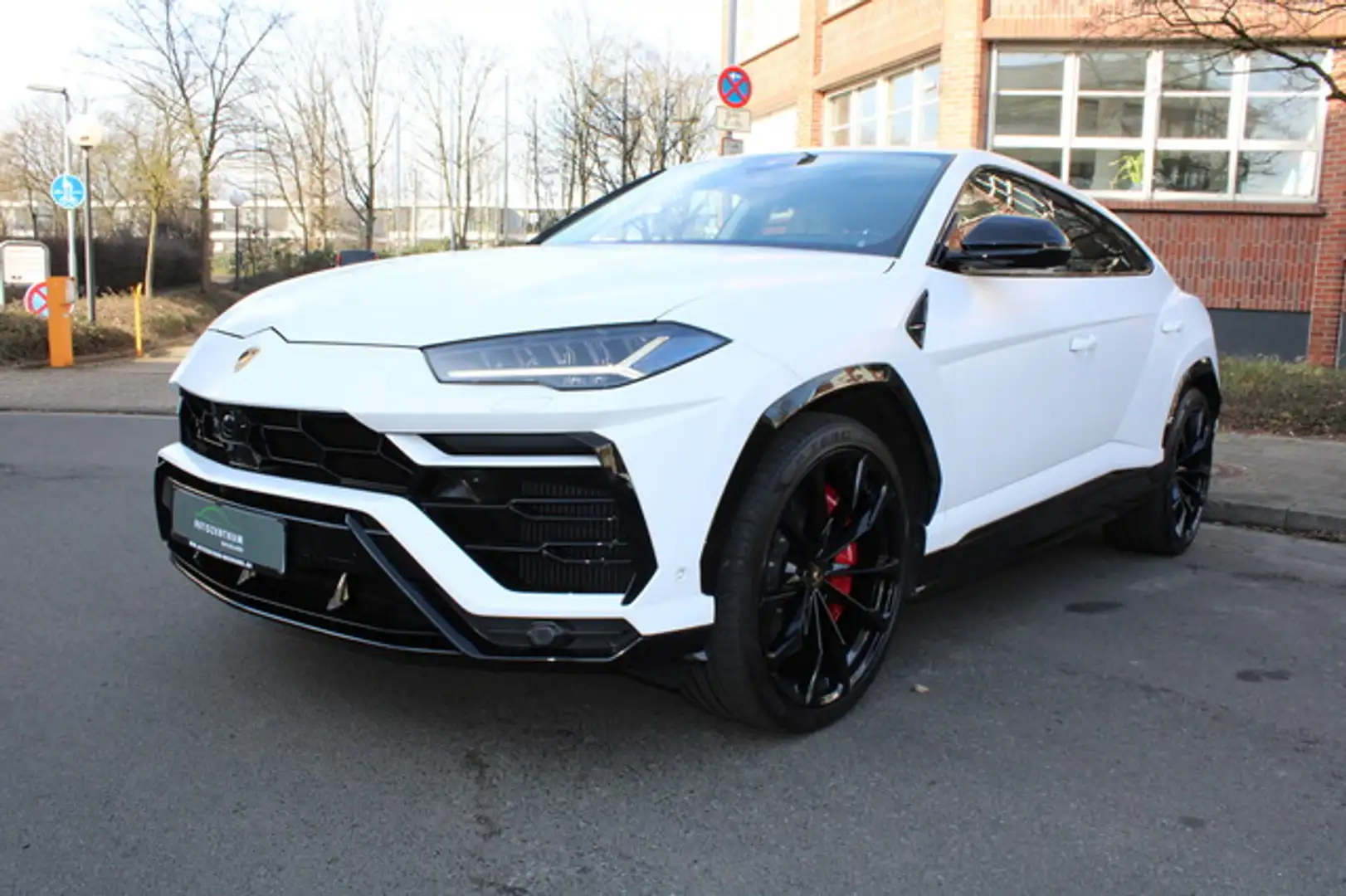Lamborghini Urus 4.0 1.Hand/Pano/Massage/B&O/HuD/Maintenance Білий - 2