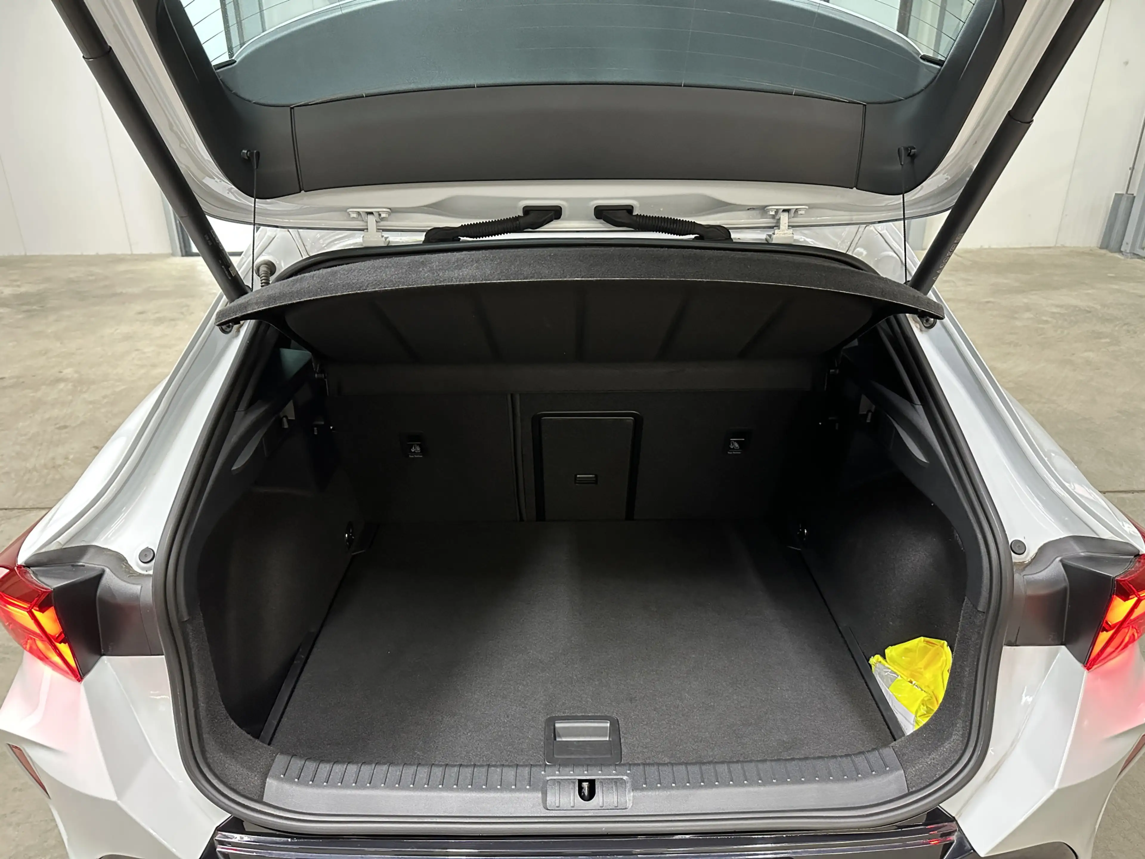 CUPRA Formentor 1.5 eTSI 150pk Business | Wegklapbare trekhaak | P — photo 26