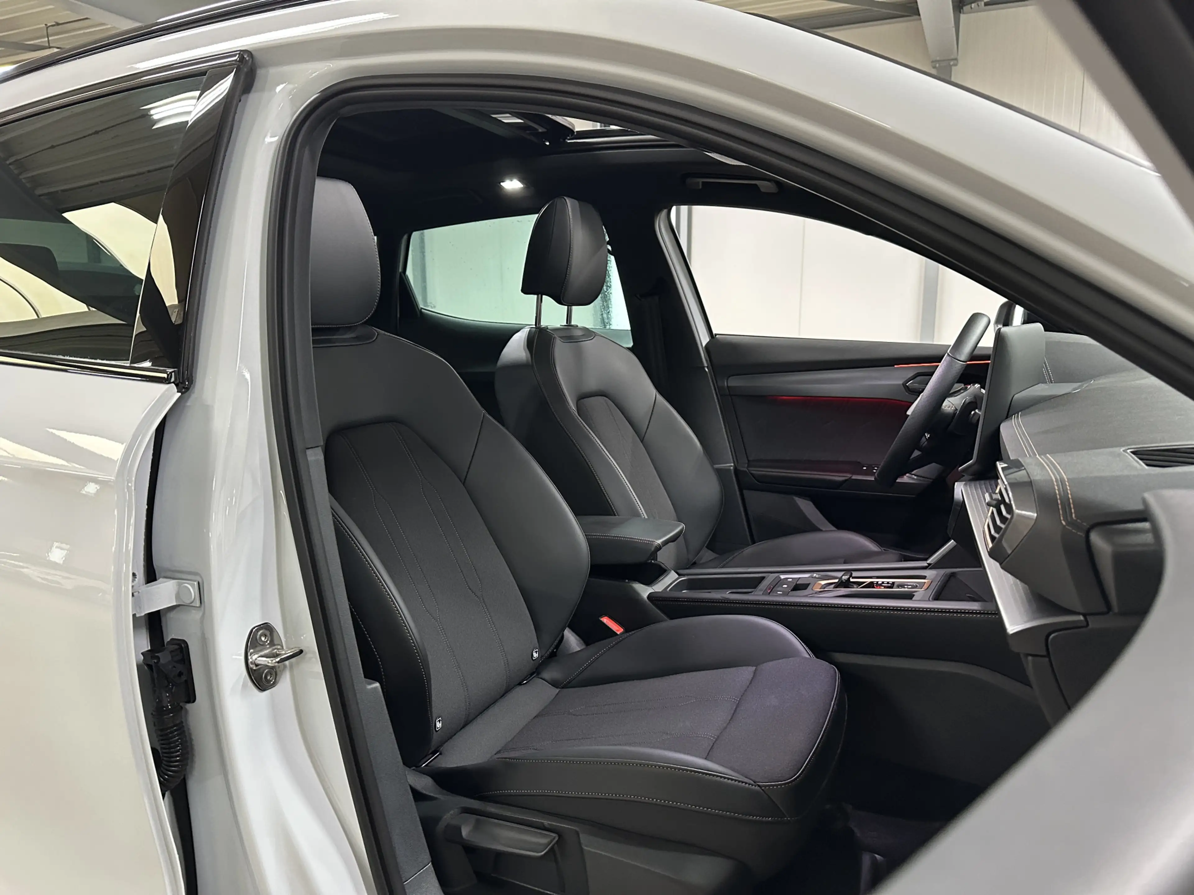 CUPRA Formentor 1.5 eTSI 150pk Business | Wegklapbare trekhaak | P — photo 30