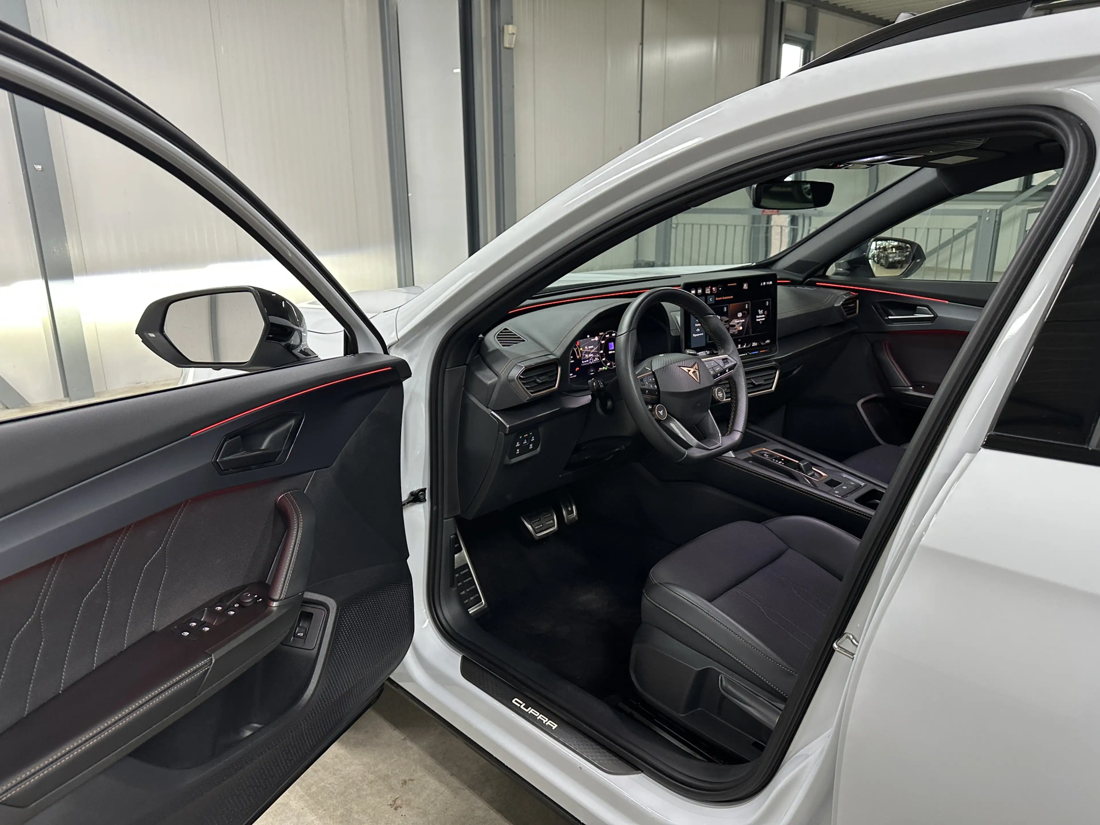 CUPRA Formentor 1.5 eTSI 150pk Business | Wegklapbare trekhaak | P — photo 22