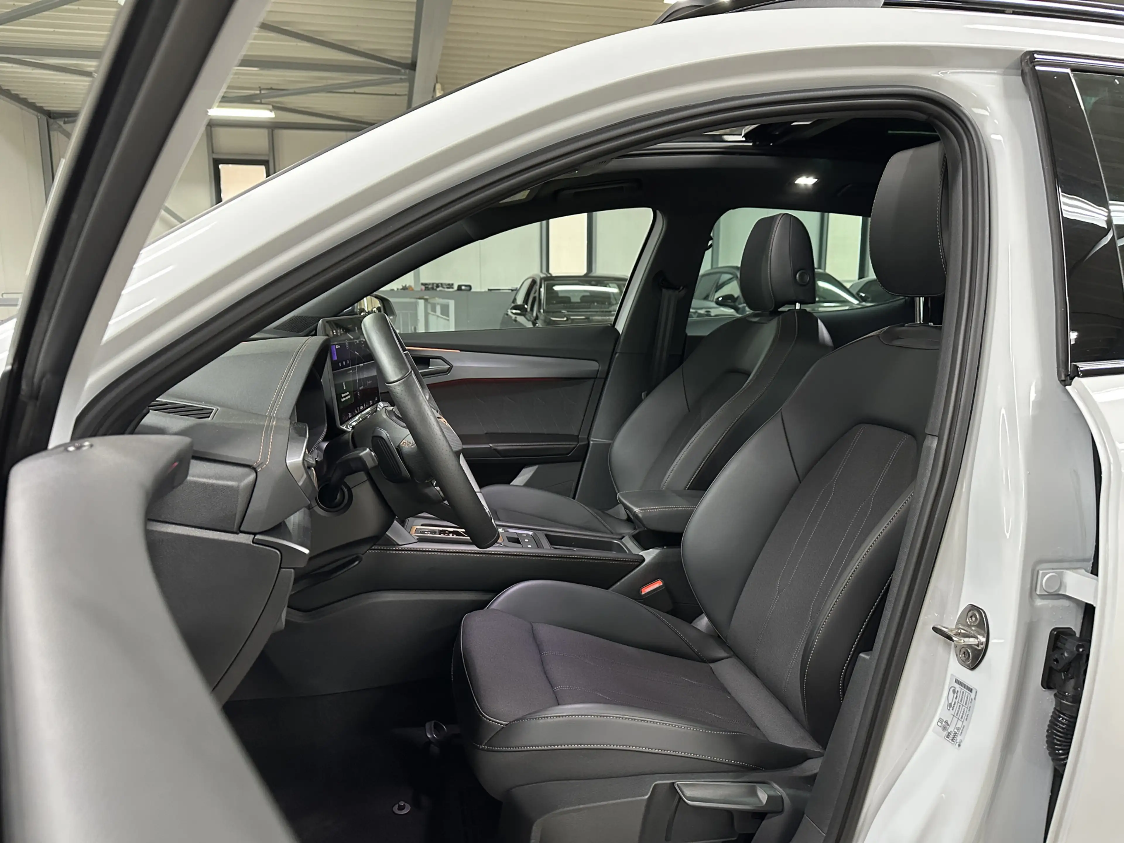 CUPRA Formentor 1.5 eTSI 150pk Business | Wegklapbare trekhaak | P — photo 3