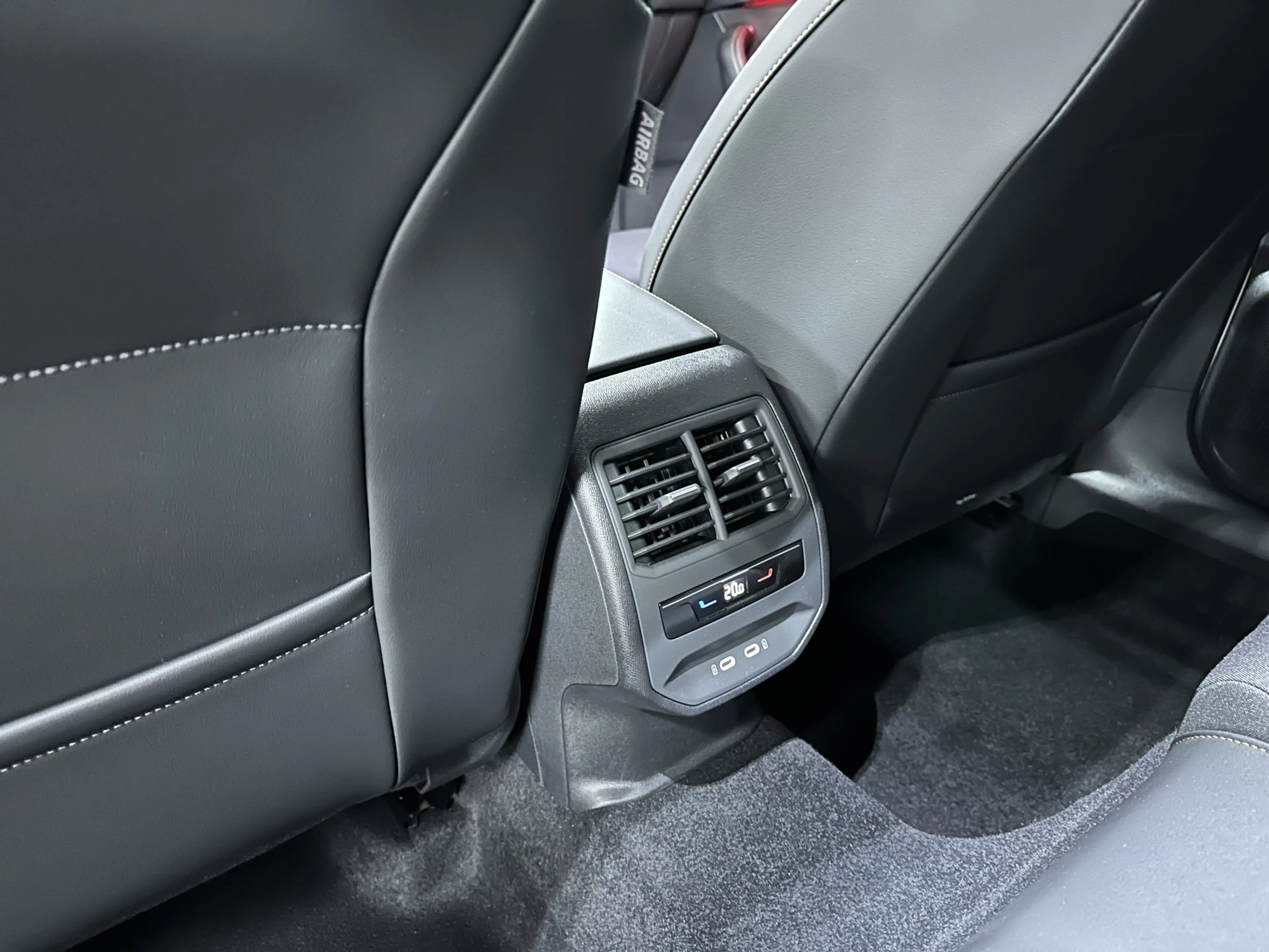 CUPRA Formentor 1.5 eTSI 150pk Business | Wegklapbare trekhaak | P — photo 25