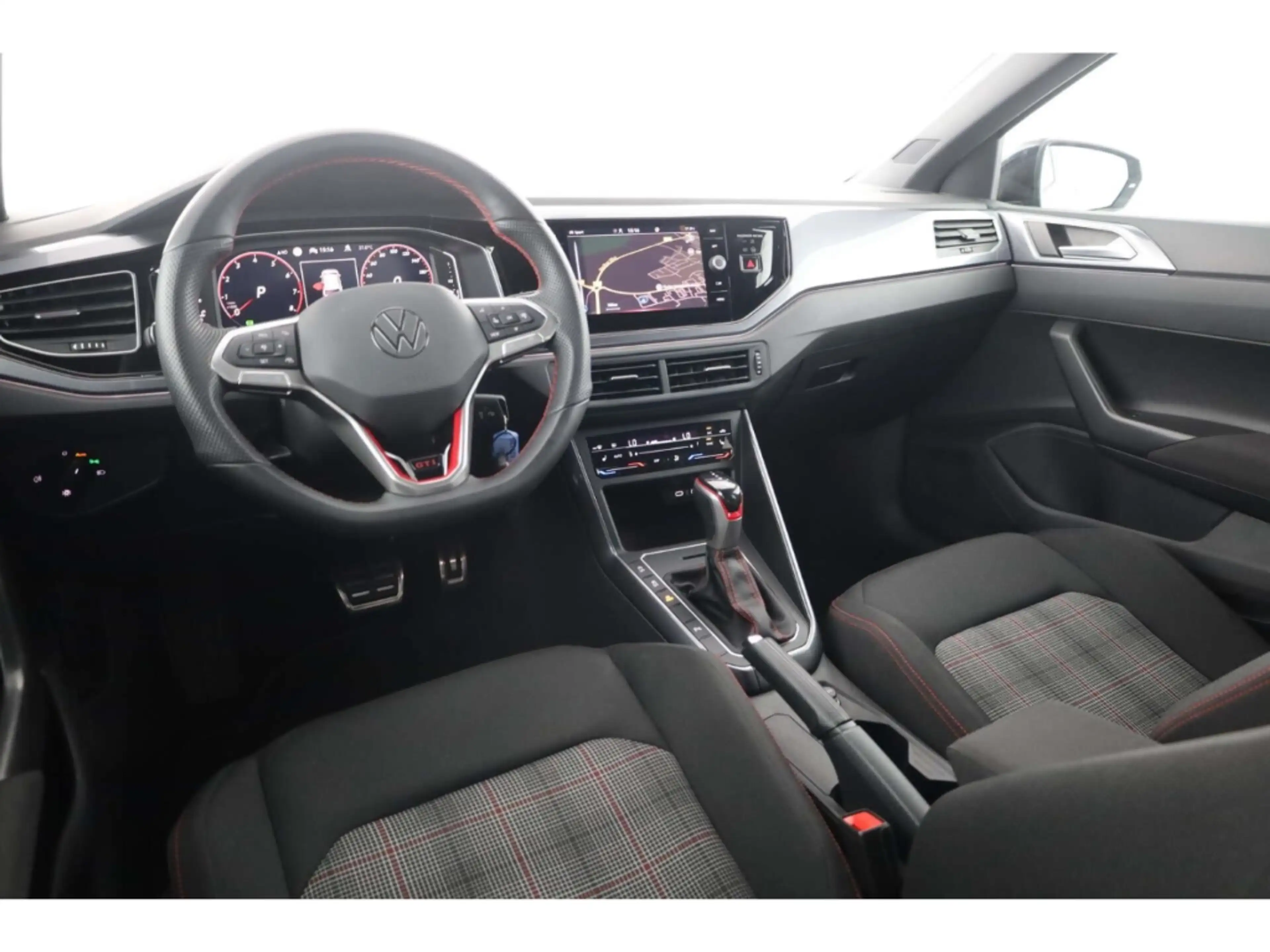 Volkswagen Polo GTI 2.0 TSI OPF — photo 9