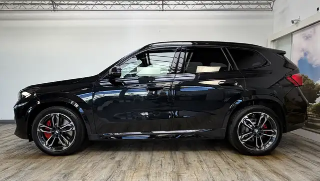 BMW X1 view 3