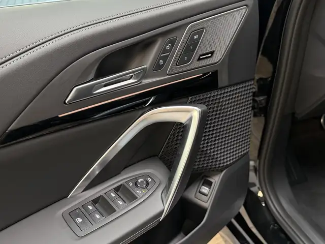 BMW X1 view 14