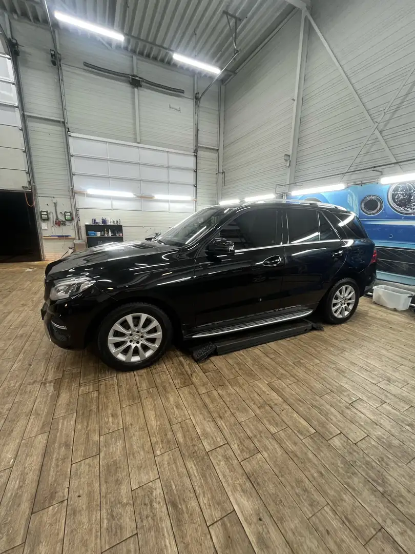 Mercedes-Benz GLE 250 d 9G-TRONIC - 2