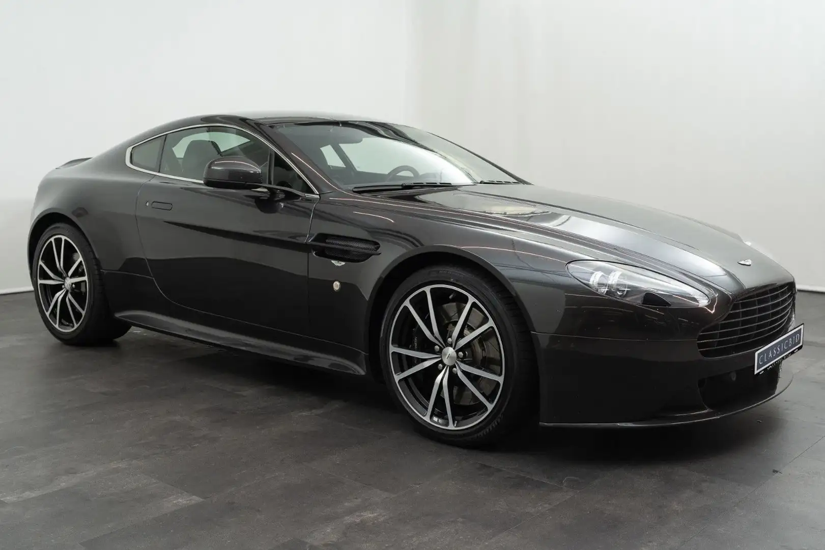 Aston Martin V8 4.7l S Sportshift Grau - 2